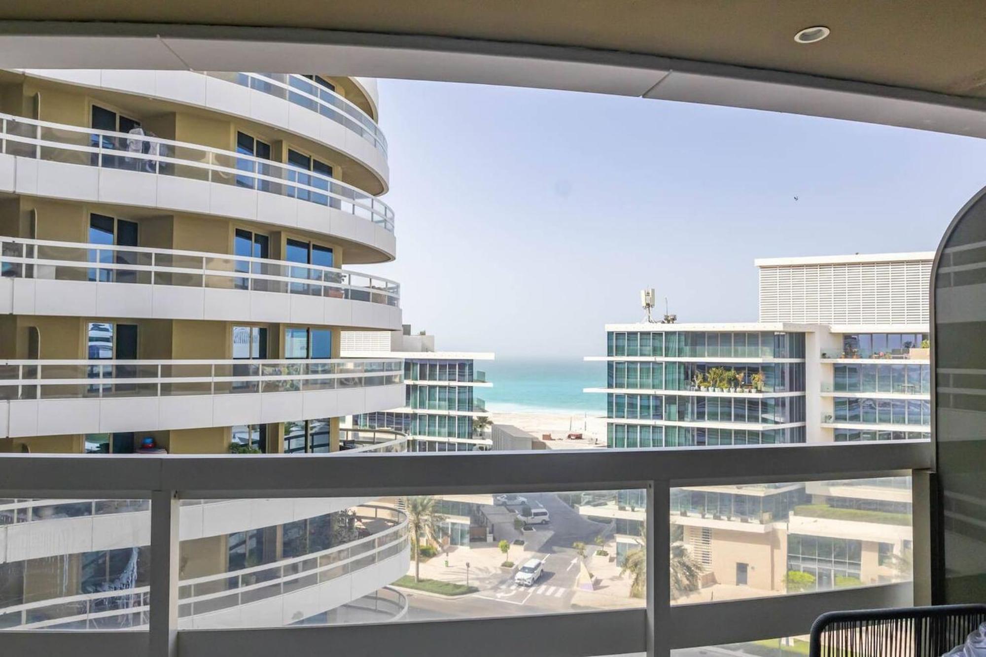 Bloomfeilds Modern 1Br Soul Beach Access Apartment Abu Dhabi Exterior foto